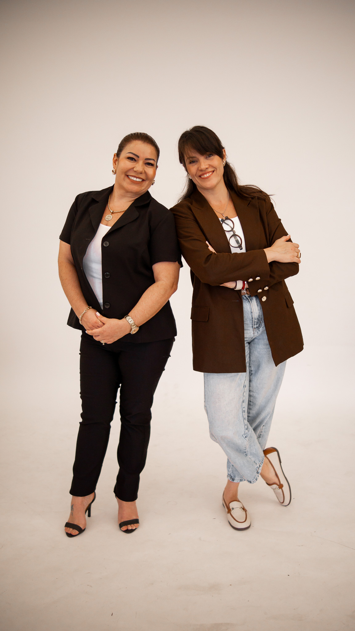 Cássia e Dra. Pamela, fundadoras da TravessIA